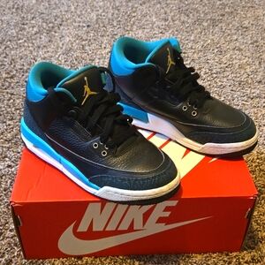 Nike Jordan Rio 3 Teal kids size 4y
